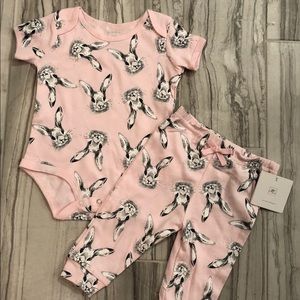 Rosie Pope Easter Bunny Outfit.  6-9mo.  NWT